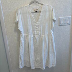 White Linen Dress, Size Small